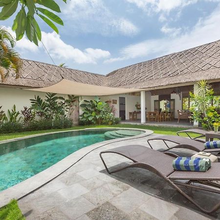 Villa Damai Taman 세미냑 외부 사진